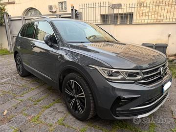 Volkswagen TIGUAN 2.0 TDI DSG ELEGANCE