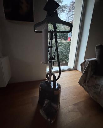 Rowenta stiratore verticale