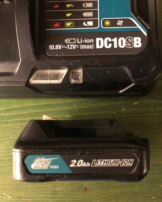 Batteria Makita 12v con caricabatteria