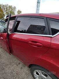 Porta posteriore sinistra FORD FIESTA del 2016