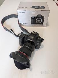 Canon 6d MKII con obiettivo Canon EF 14-40mm Serie