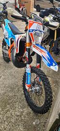 ktm 300 six days 2019