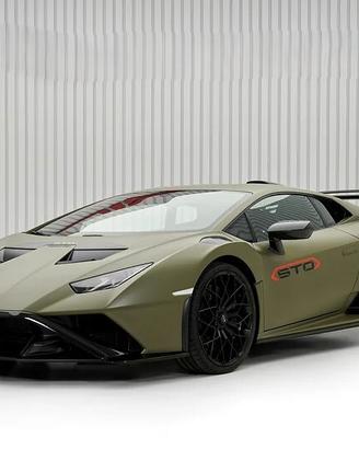 Lamborghini Huracàn STO 5.2 V10 NOLEGGIO LUNGO TER
