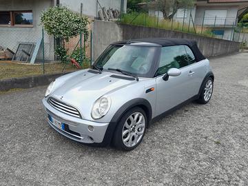 MINI COOPER CABRIO R52 2005