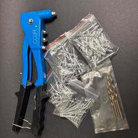 Pinza per rivetti CCLIFE + 120 rivetti + 4 teste