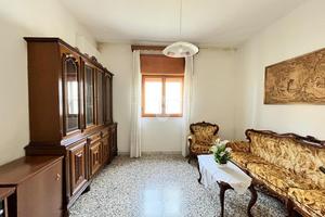 4 LOCALI A SANTERAMO IN COLLE