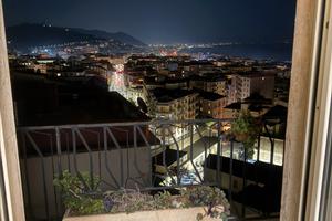 Camera in appartamento SALERNO