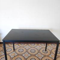 Scrivanie Ikea Tarendo