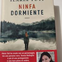 libro Ilaria Tuti autografato 