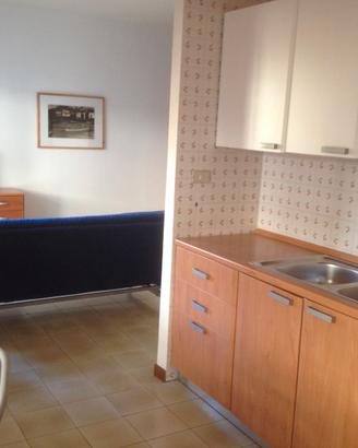 Bilocale zona Sacra Famiglia