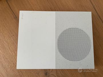 XBOX ONE S + controller