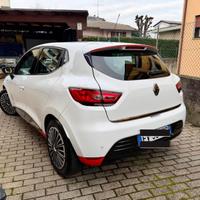 Autocarro - Neopatentati