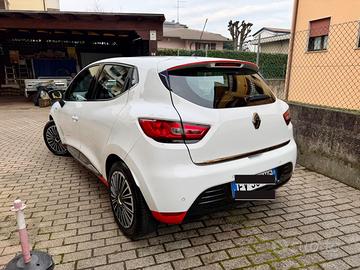 Autocarro - Neopatentati