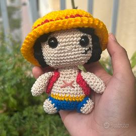 Luffy One Piece all’uncinetto