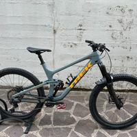 Trek Slash 9.8 XT 2022. Tg: XL