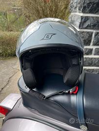 Casco jet Befast