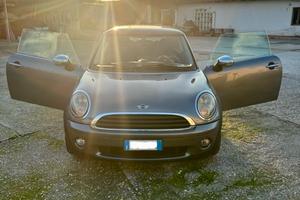 MINI R56