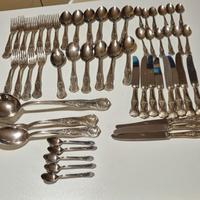 Set completo posate in arg. 800