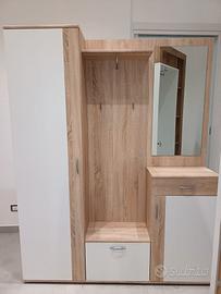 Mobile ingresso con specchio