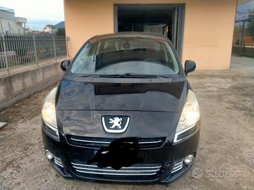 Peugeot 5008 15 HDi 112 cavalli