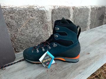 Scarpa Manta Tech Gtx numero 43,5