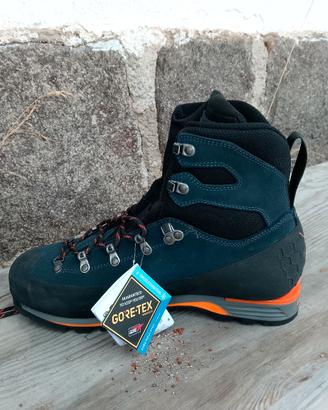 Scarpa Manta Tech Gtx numero 43,5