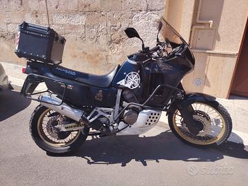 honda Africa twin 750
