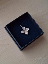 Ciondolo fiore in argento Amen