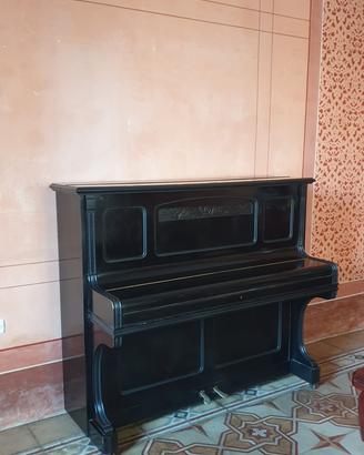 Pianoforte verticale BURGER & JACOBI