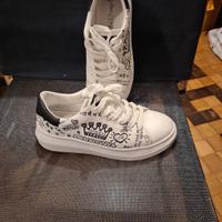 Scarpe sportive,  Primadonna tg 37