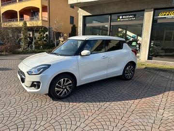 Suzuki Swift 1.2 Hybrid 4WD AllGrip Top