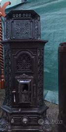 Antica stufa in ghisa dei primi del novecento