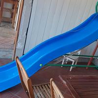 SCIVOLO DA GIARDINO IN METALLO E PLASTICA