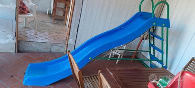 SCIVOLO DA GIARDINO IN METALLO E PLASTICA