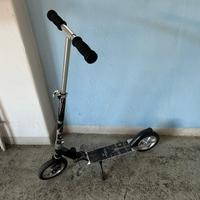 MONOPATTINI HORNET E HUDORA