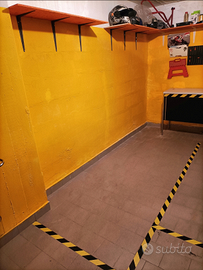 Posto moto videosorvegliato zona santa viola