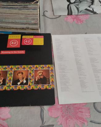 running in the family level 42 vinile live Italy 