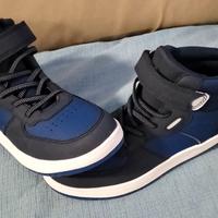 Scarpe blu con luci n.34