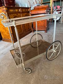 Carrello da bar