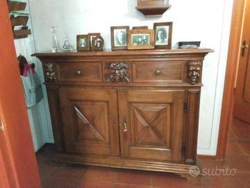 Credenza