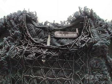 camicetta-blusa nera con perline e altro