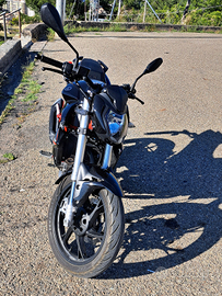 Benelli bn 125 4t