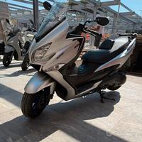 Suzuki Burgman 400 Scooter