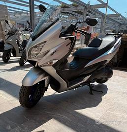 Suzuki Burgman 400 Scooter