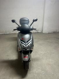 Aprilia Leonardo st