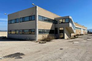 Immobile industriale ad Apricena (FG)