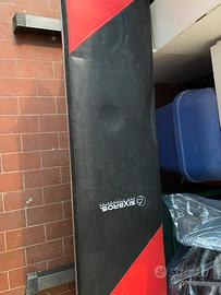 Panca tenuta in cantina