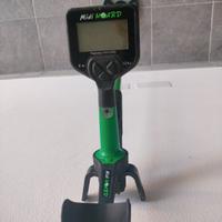 Metal detector bimbo