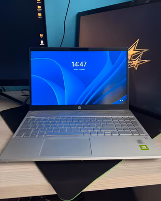 PC Pavilion 15 Silver