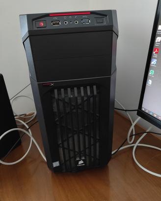 computer PC gaming ufficio casa